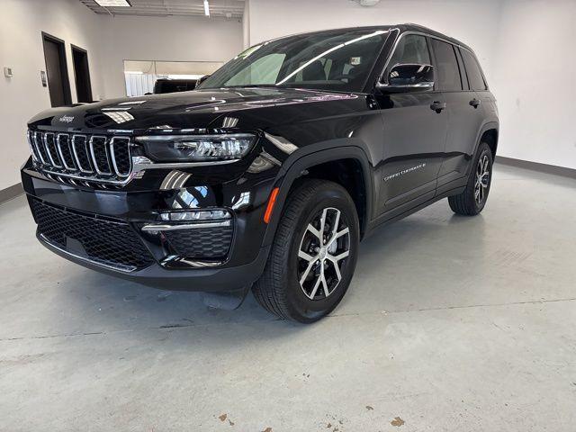 used 2023 Jeep Grand Cherokee car, priced at $34,500