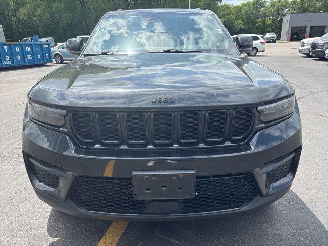 used 2022 Jeep Grand Cherokee car, priced at $30,000