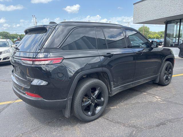 used 2022 Jeep Grand Cherokee car, priced at $30,000