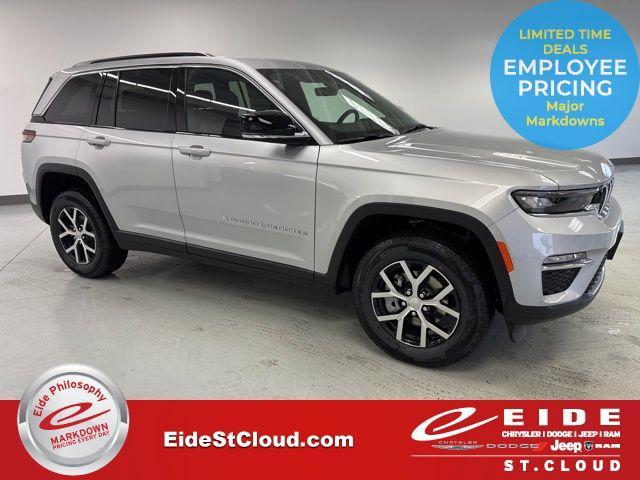 new 2025 Jeep Grand Cherokee car, priced at $41,855