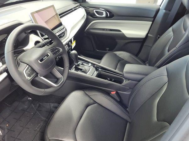 new 2025 Jeep Compass car, priced at $29,376
