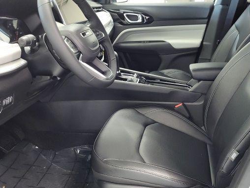 new 2025 Jeep Compass car, priced at $29,376