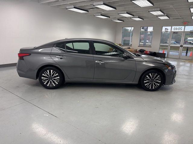 used 2023 Nissan Altima car, priced at $18,000
