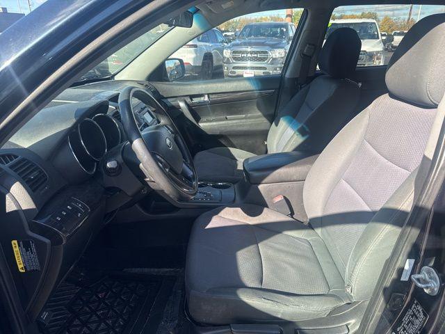 used 2012 Kia Sorento car, priced at $3,000