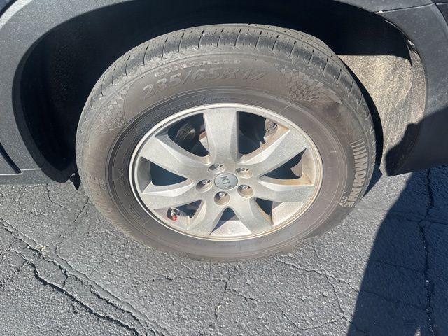 used 2012 Kia Sorento car, priced at $3,000