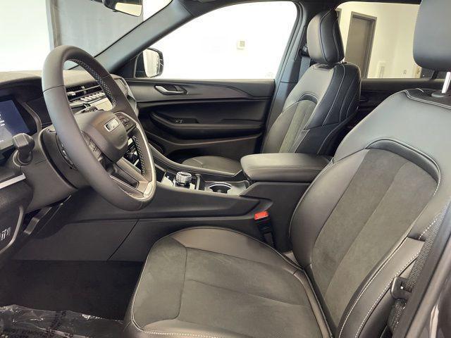 new 2025 Jeep Grand Cherokee L car, priced at $44,663