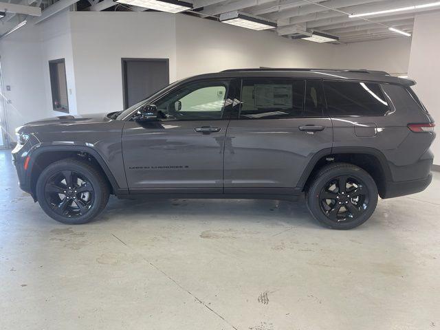 new 2025 Jeep Grand Cherokee L car, priced at $44,663