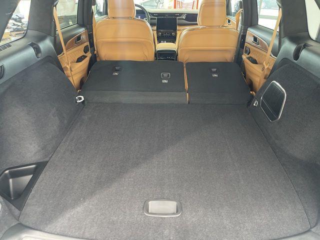 new 2025 Jeep Grand Cherokee car, priced at $60,622