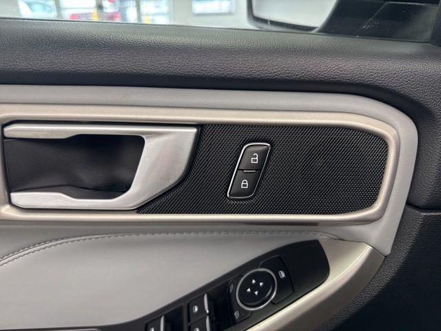 used 2023 Ford Explorer car, priced at $21,000