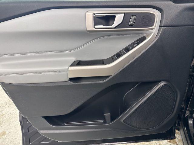 used 2023 Ford Explorer car, priced at $21,000