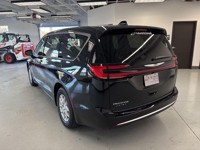 new 2026 Chrysler Pacifica car, priced at $42,262