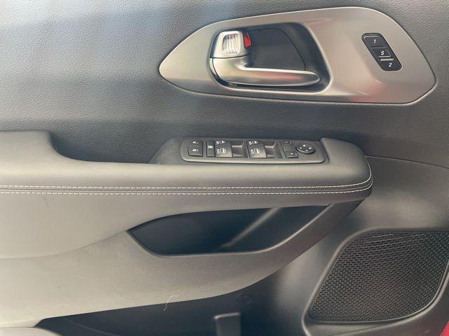 new 2026 Chrysler Pacifica car, priced at $42,262