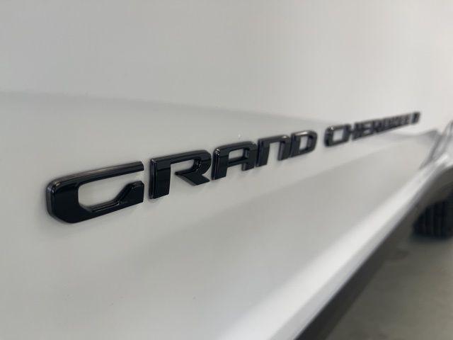 new 2025 Jeep Grand Cherokee L car, priced at $42,873
