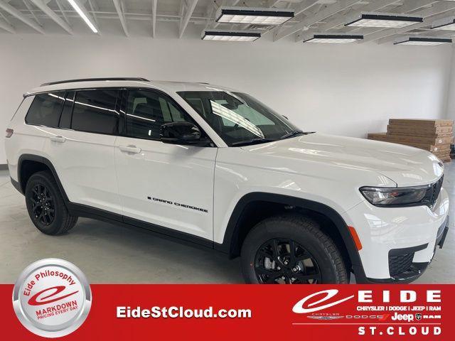 new 2025 Jeep Grand Cherokee L car, priced at $42,873