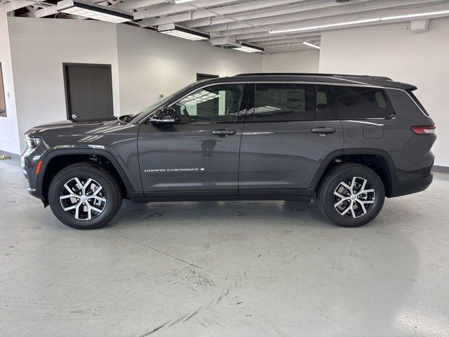 new 2025 Jeep Grand Cherokee L car, priced at $48,913