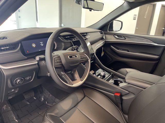 new 2025 Jeep Grand Cherokee L car, priced at $48,913