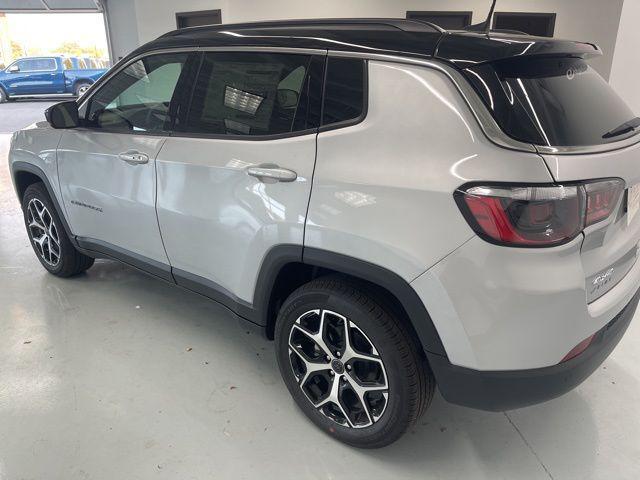 new 2025 Jeep Compass car, priced at $29,375