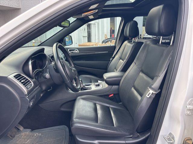 used 2022 Jeep Grand Cherokee car, priced at $29,500