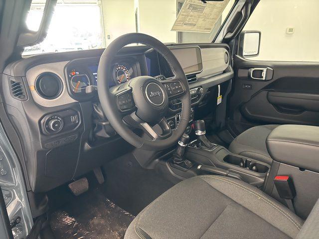 new 2025 Jeep Wrangler car, priced at $48,424
