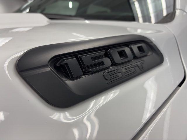 new 2025 Ram 1500 car, priced at $59,357