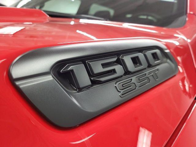 new 2025 Ram 1500 car, priced at $48,163