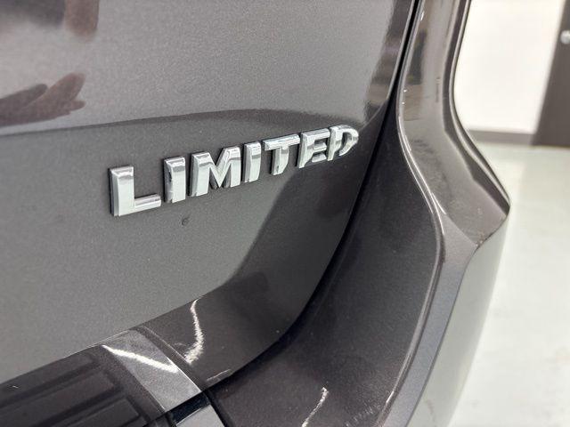 used 2021 Jeep Grand Cherokee car, priced at $28,000