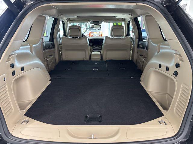 used 2021 Jeep Grand Cherokee car, priced at $28,000
