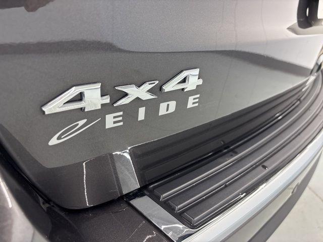used 2021 Jeep Grand Cherokee car, priced at $28,000
