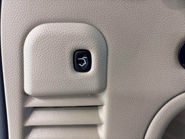 used 2021 Jeep Grand Cherokee car, priced at $28,000