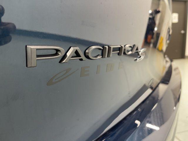 new 2025 Chrysler Pacifica car, priced at $53,554