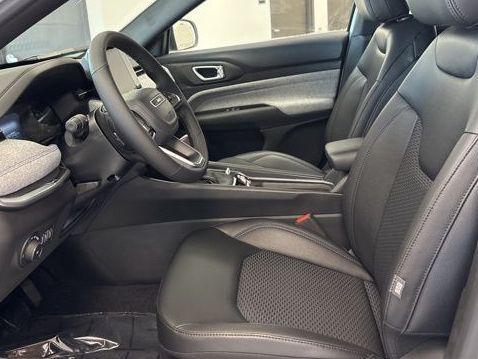 new 2025 Jeep Compass car, priced at $26,702