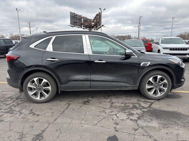 used 2023 Ford Escape car, priced at $30,000