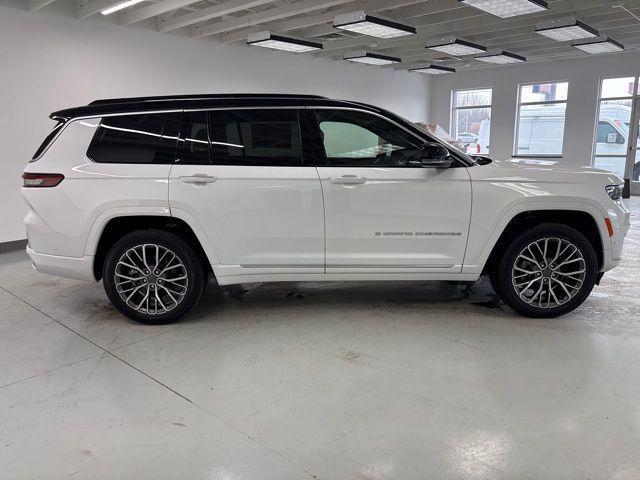 new 2025 Jeep Grand Cherokee L car, priced at $61,275