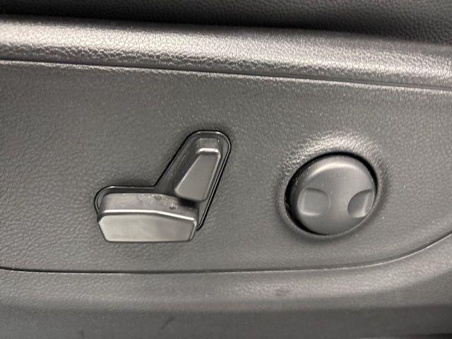 new 2025 Ram 1500 car, priced at $65,100