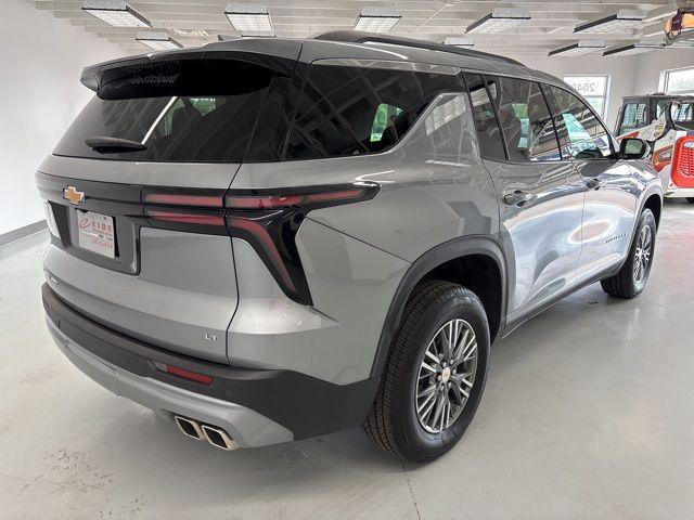 used 2024 Chevrolet Traverse car, priced at $39,000