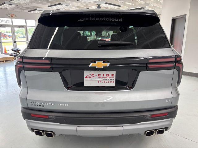 used 2024 Chevrolet Traverse car, priced at $39,000