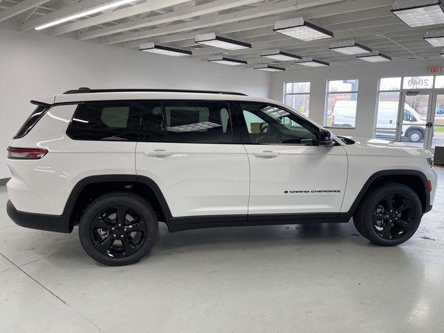 new 2025 Jeep Grand Cherokee L car, priced at $47,246