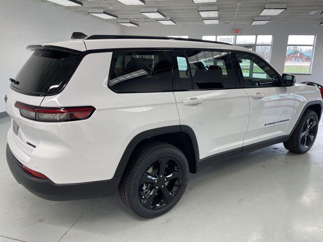 new 2025 Jeep Grand Cherokee L car, priced at $47,246