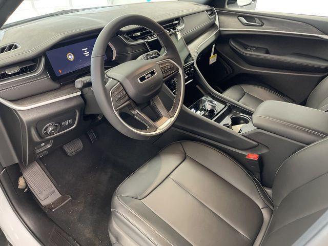 new 2025 Jeep Grand Cherokee L car, priced at $47,246