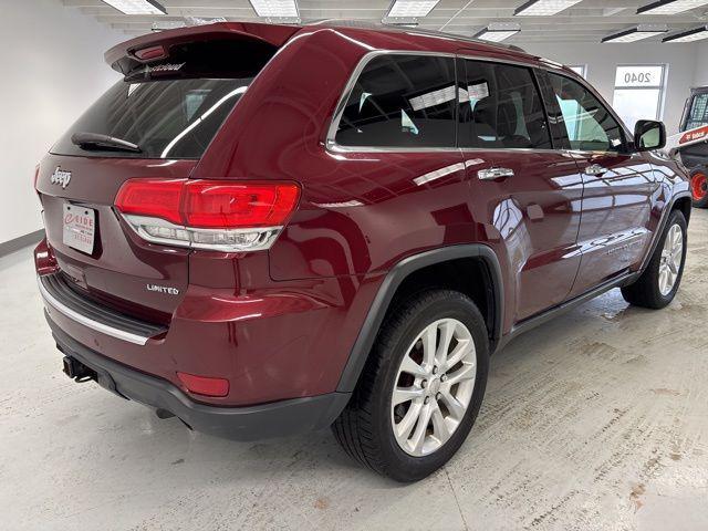 used 2017 Jeep Grand Cherokee car, priced at $15,500