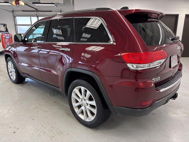 used 2017 Jeep Grand Cherokee car, priced at $15,500