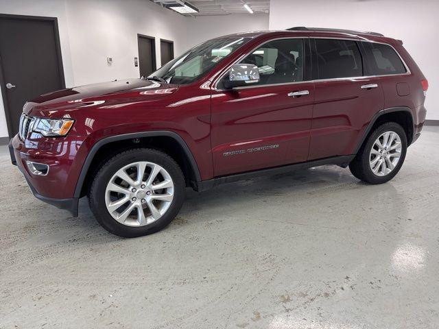 used 2017 Jeep Grand Cherokee car, priced at $15,500