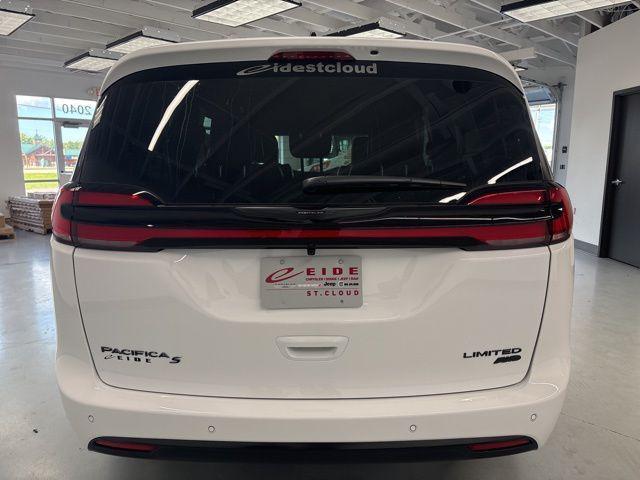 new 2026 Chrysler Pacifica car, priced at $49,959