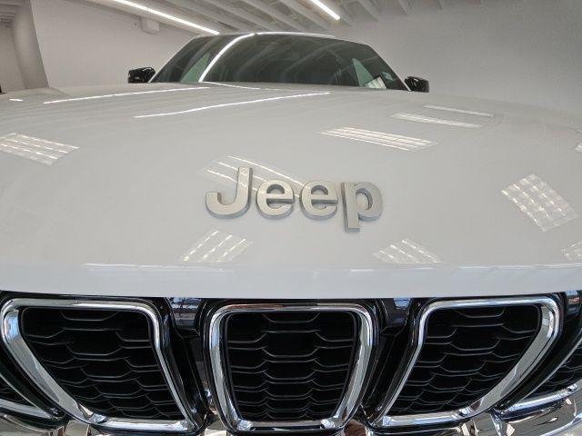 new 2024 Jeep Grand Cherokee car, priced at $41,544