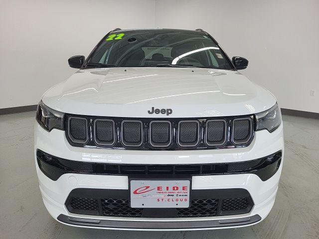 used 2022 Jeep Compass car, priced at $24,000