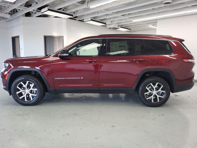 new 2025 Jeep Grand Cherokee L car, priced at $44,194