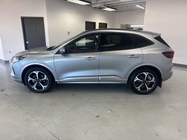 used 2024 Ford Escape car, priced at $26,000