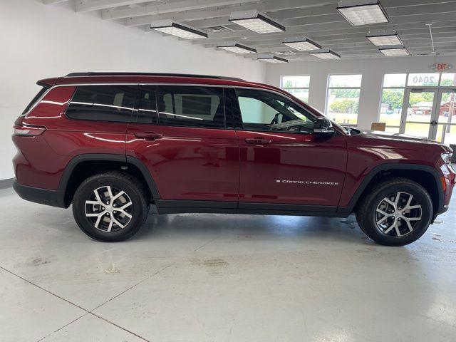 new 2025 Jeep Grand Cherokee L car, priced at $49,305