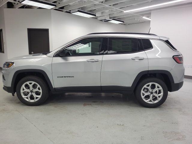 new 2025 Jeep Compass car, priced at $25,536