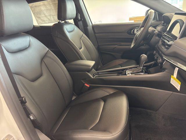 new 2025 Jeep Compass car, priced at $33,848